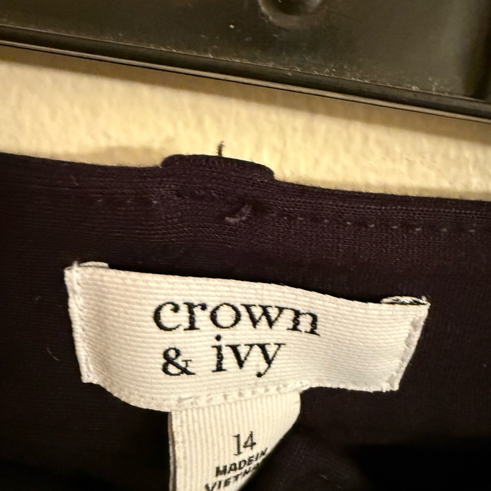 Crown & Ivy Women's Black Pants - Picture 3 of 4